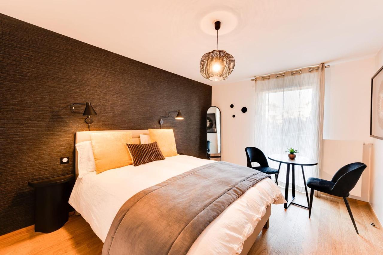 Le Reposoir - New 2 Bedroom Apartment With Terrace & Garage Annecy Ngoại thất bức ảnh